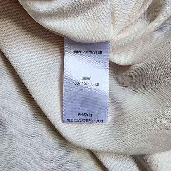 TAYLOR DRESS - Picture 13 of 13